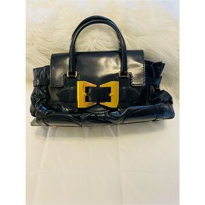 Gucci Black Patent Leather Bag with Gold Bow Buckle w Cert of Authenticity